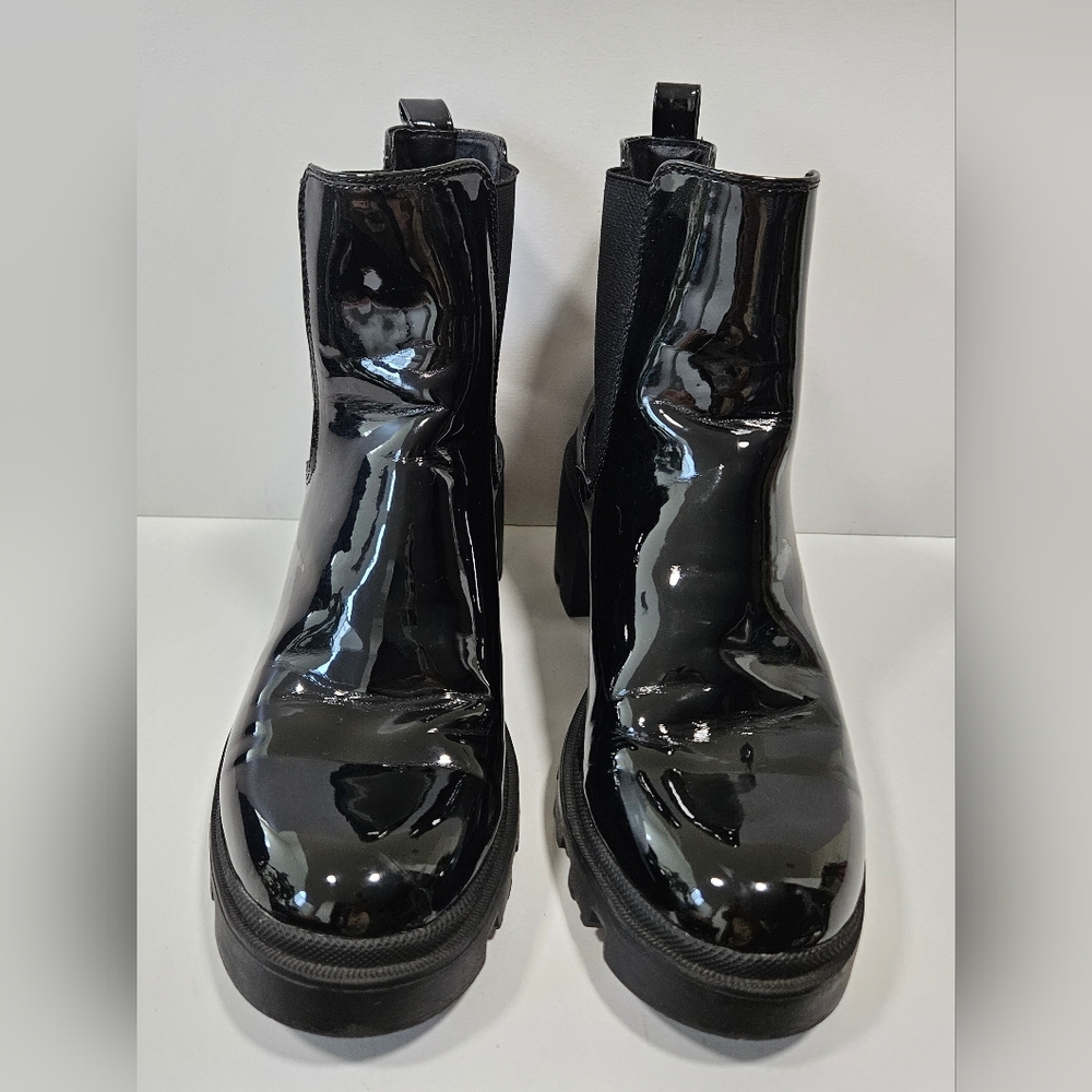 New combat boots